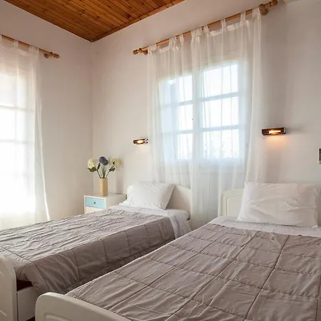 Sinialo Villa *