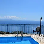Sinialo Villa *