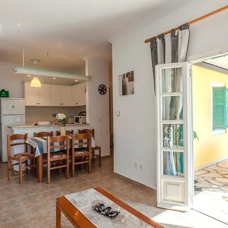 Sinialo Villa *